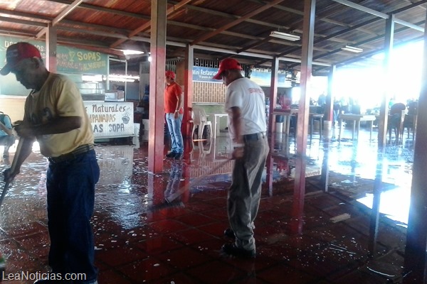 Limpieza Mercado Bolivariano