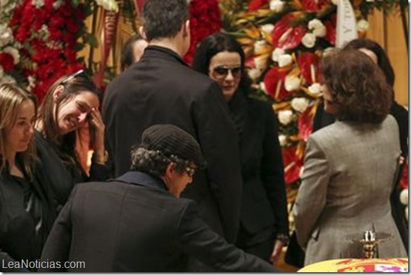 Principe-Felipe-condolencias-hermanos-Reuters_NACIMA20140228_0032_6
