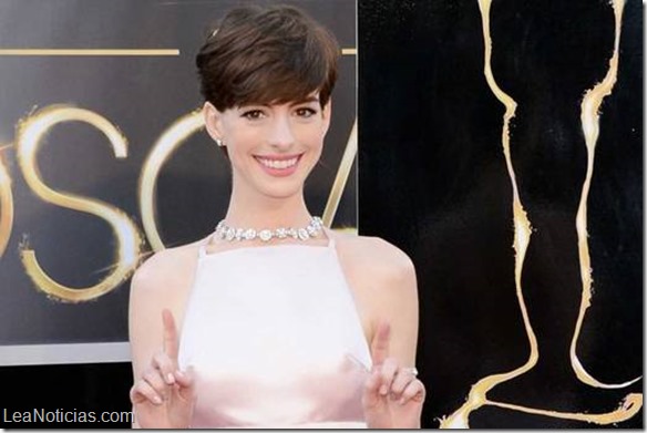 anne-hathaway-oscars-2013.520.360