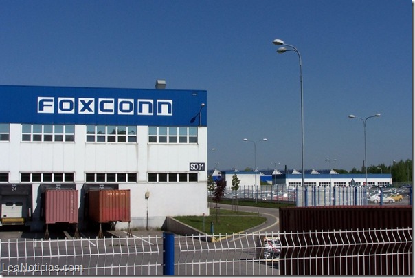 foxconn-960x623