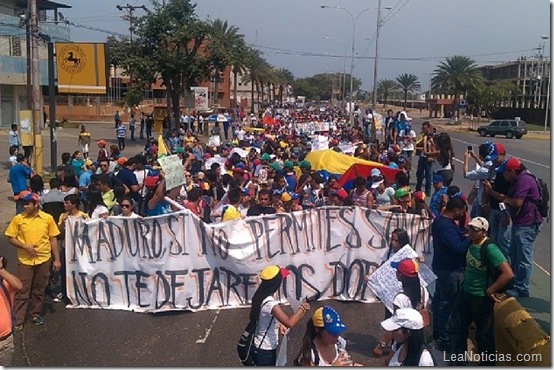 marcha estudiantes intercomunal anzoategui 12f la salida_ (4)