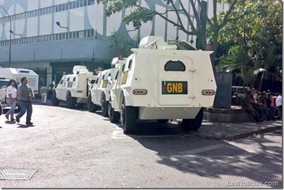 tanquetas en caracas 13 de febrero_ (5)