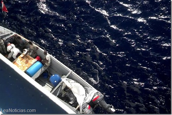 Crucero rescató a 24 cubanos en el Caribe y los entregó en Islas Caimán