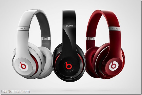 beats-by-dr-dre-introduces-the-new-beats-studio-headphones-redesigned-and-reimagined-prnewsfoto-beats-electronics-llc-e1374775803695