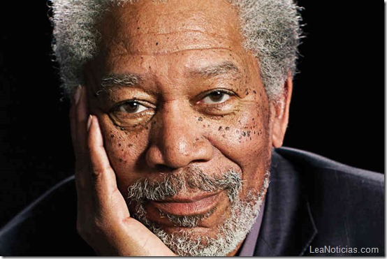 morgan freeman deforma su voz