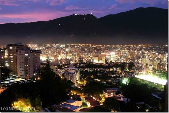 caracas de noche