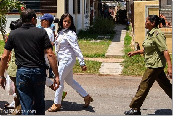 damas de blanco 2