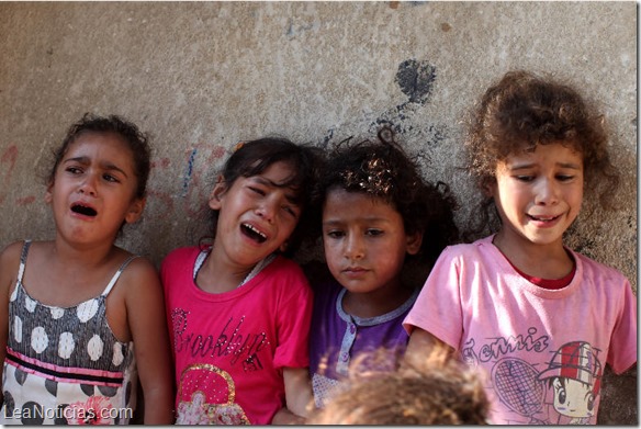 israeli-airstrikes-kill-4-children-on-gaza-beach-article-body-image-1405531934