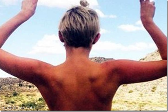 miley-cyrus-nuevo-topless-2014