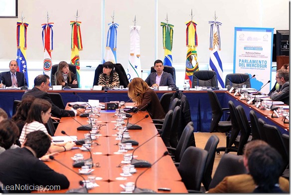 Télam, Buenos Aires 26/05/2014: Comenzó la audiencia pública para la elaboración del informe anual de los DDHH en el Mercosur correspondiente a la República Argentina. La jornada se lleva a cabo en el anexo de la Cámara de Diputados.
Foto: Fernando Sturla/Télam/lz 