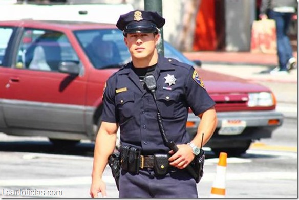 policia-San-Francisco-sexy-redes_sociales_