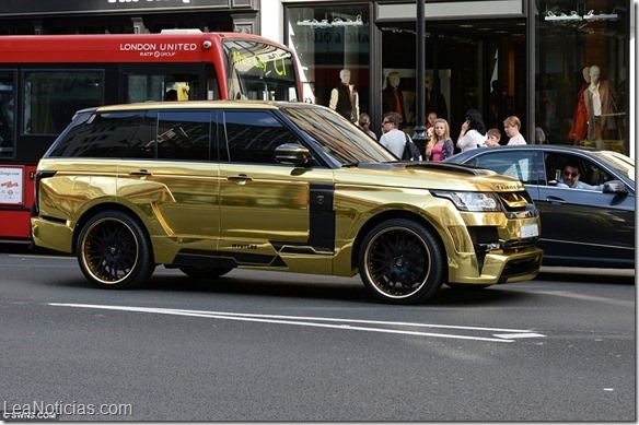 Gold_Range_Rover_which_ha