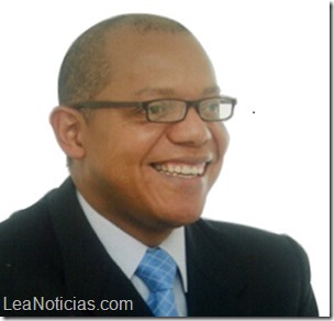 Gustavo Azocar @GustavoAzocarA