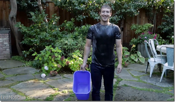 Mark-Zuckerberg-Ice-Bucket-Challenge-Dares-Bill-Gates