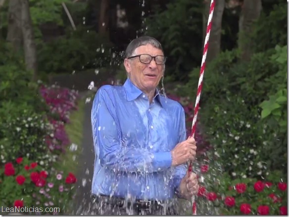 ice bill-gates-has-the-best-ice-bucket-challenge-by-far