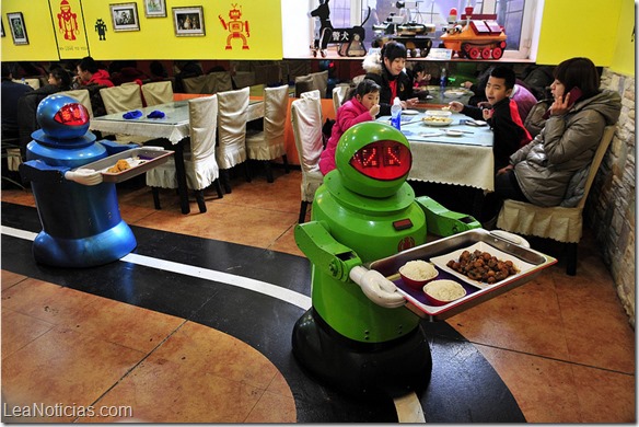 restaurant chino atendido por robots 1