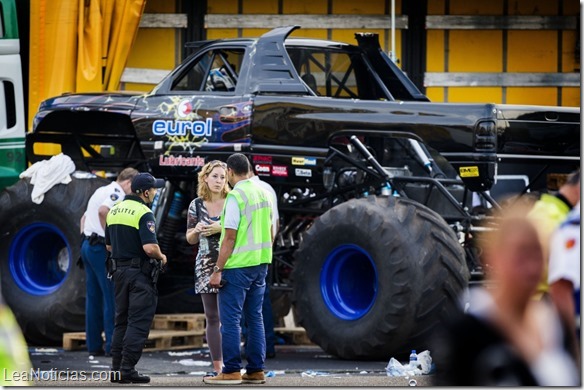 monster truck 3 personas muertas 6