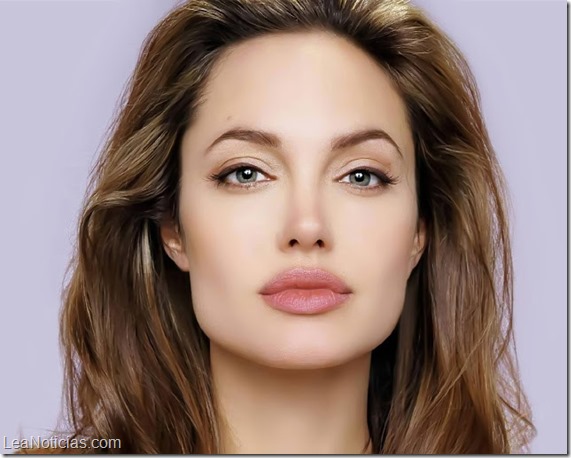 Angelina-Jolie-hollywood-super-star
