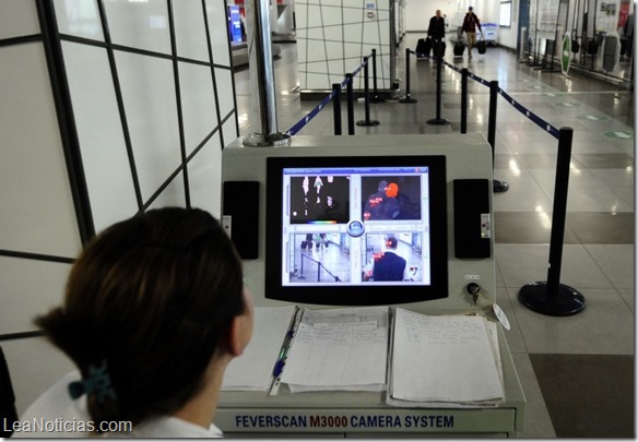 aeropuerto-ebola1-867x600