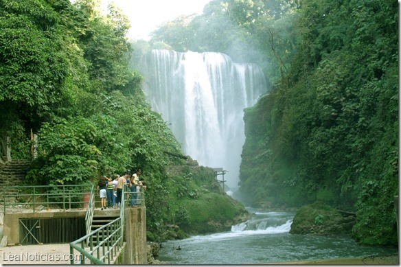 Cataratas-de-Phulapanzak-Honduras