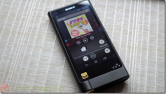 Sony-Walkman-NW-ZX2