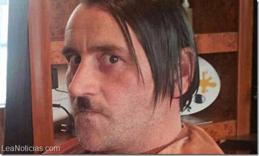 imita hitler