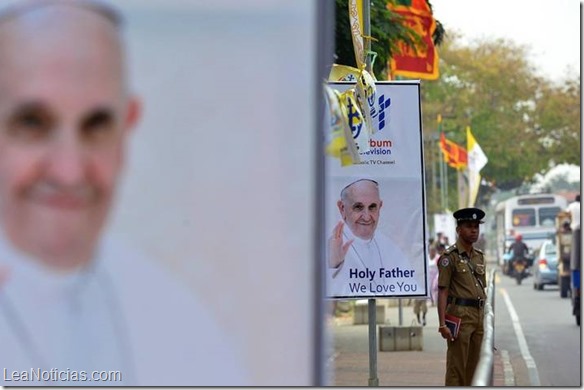 policia-Sri-Lanka-Francisco-AFP_CLAIMA20150112_0038_28