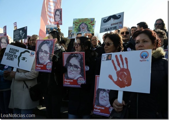 hombres contra violencia turquia 2