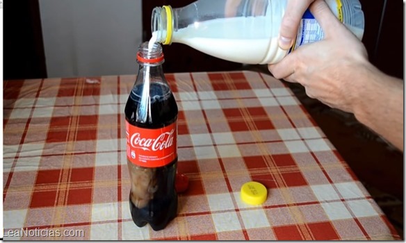 coca cola leche 2