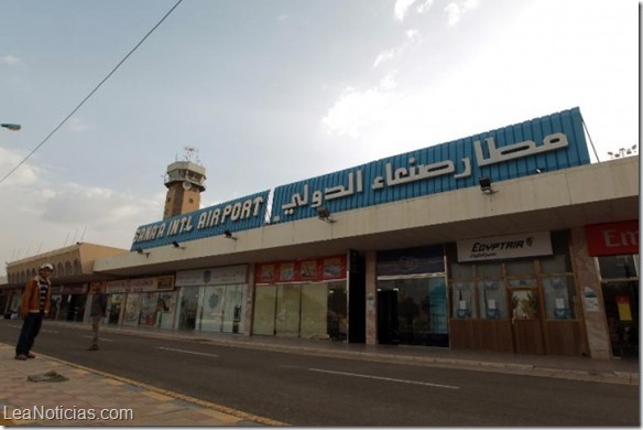 qaeda-ataca-aeropuerto-cuartel-ejercito-yemen_1_2105199