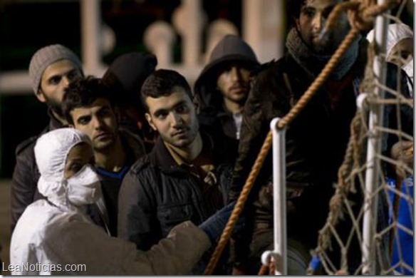 Acusan al capitán del barco por la tragedia de migrantes en el Mediterráneo