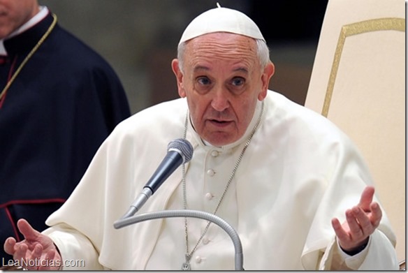 Papa Francisco acepta renuncia de obispo que reconoció caso de pederastia