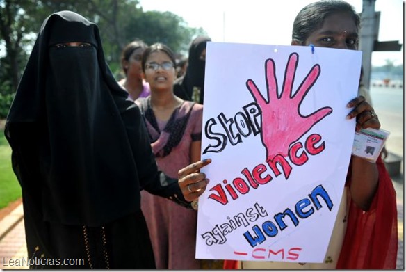 Una joven lleva a internet la lucha contra la violencia sexual en la India