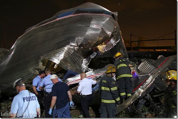 Accidente de tren en Filadelfia deja seis personas muertas