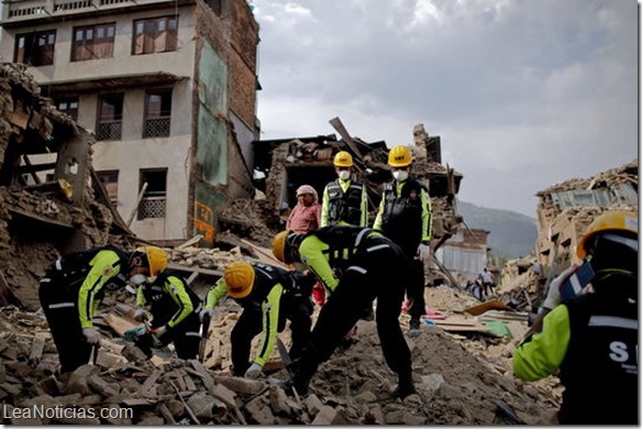 Cuba enviará brigada médica a Nepal para atender a heridos por terremoto