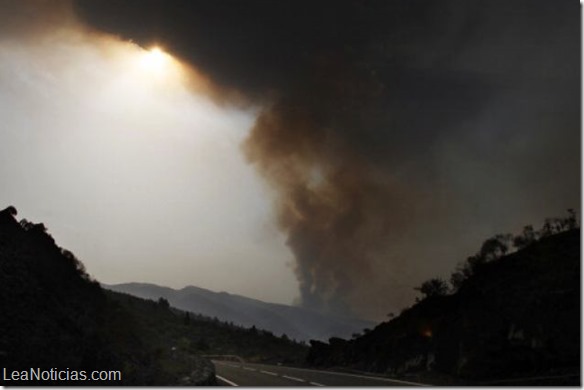Volcán Fuego incrementa actividad eruptiva en Guatemala