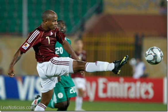 Yonathan Del Valle renuncia a la Vinotinto