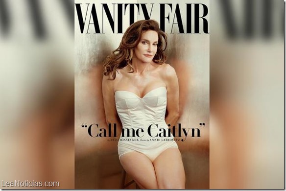 Bruce Jenner se mostró totalmente transformado en una mujer