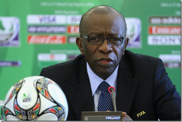 Continúa el escándalo FIFA Jack Warner amenazó con romper su silencio