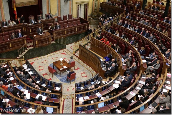 España aprueba ley que da la nacionalidad a los sefardíes