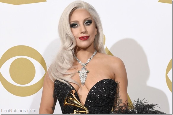 Lady Gaga desmiente rumores sobre su embarazo
