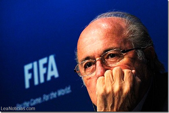 No he dimitido Joseph Blatter juega con las palabras y provoca confusión sobre su futuro