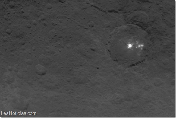 Publican imágenes de una pirámide misteriosa en el planeta enano Ceres