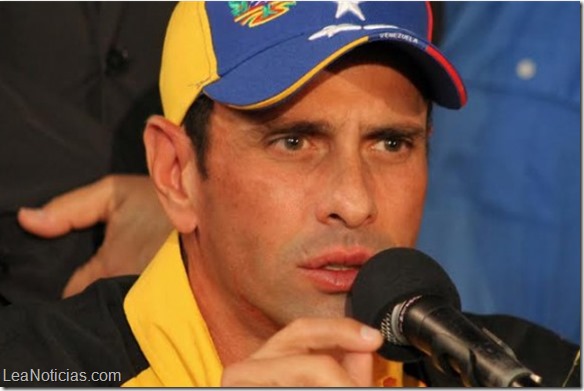 Capriles viaja a EE.UU. a pedir observadores de la OEA para las parlamentarias de Venezuela