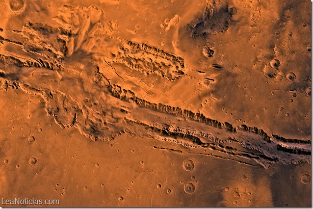 Científicos hallan volcanes activos en Venus
