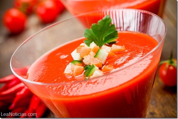 Receta para hacer un refrescante gazpacho clásico