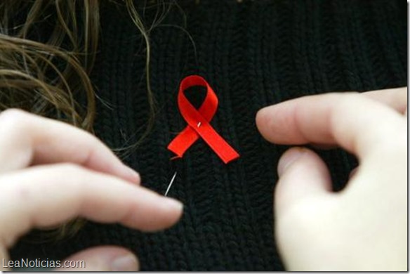Tras 12 años sin medicación, adolescente francesa no muestra rastro de VIH