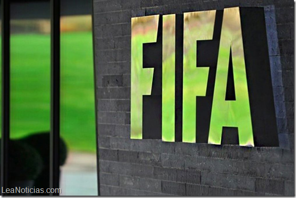 Uno de siete dirigentes de la FIFA detenidos en Suiza fue extraditado a EE