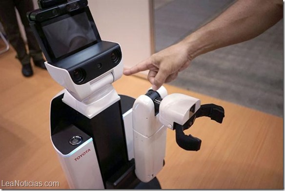 Toyota desarrolla un robot que recoge y ayuda a personas enfermas