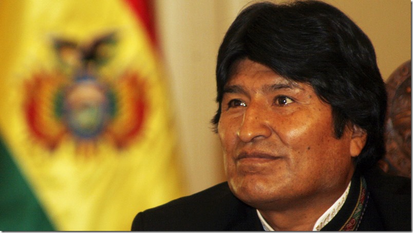 ¡El mundo al revés! Evo Morales califica como democrática otra reelección suya
